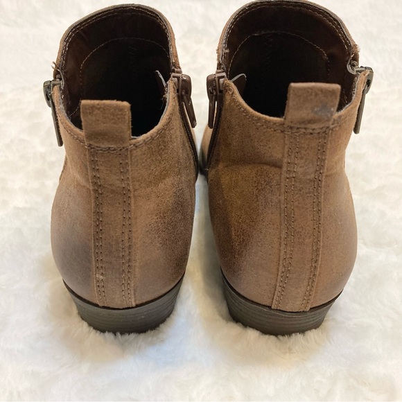 Brown Boots Carlos Santana Booties Vegan Leather Zipper Ankle Booties 7 - 7.5 - Picture 4 of 12